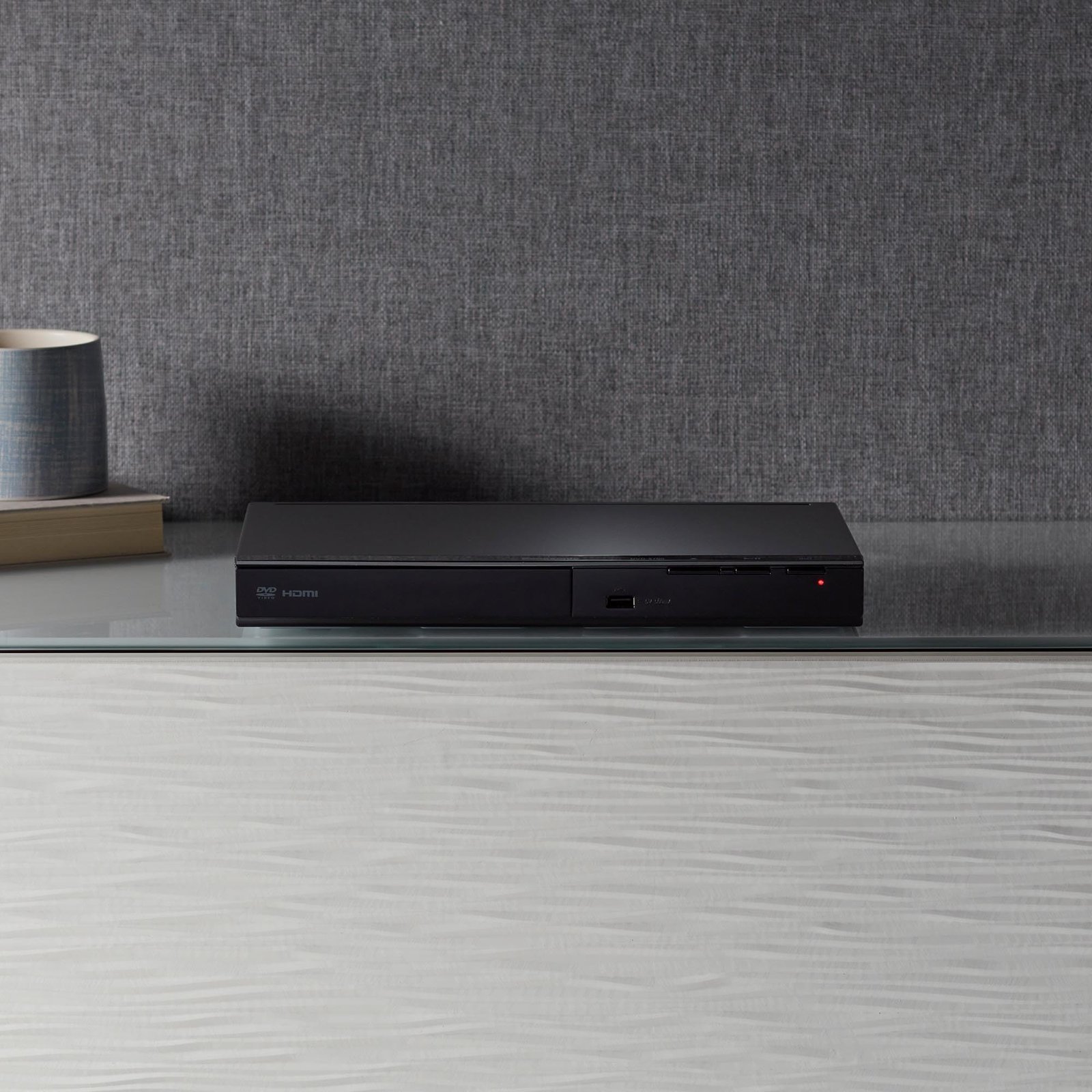 Panasonic DVD Player DVD-S700 (Black) Upconvert DVDs to 1080p Detail, Dolby Sound from DVD/CDs View Content Via USB - Image 6